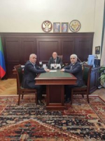 Глава Гергебильского района Магомедали Тагиров и Депутат НС РД Джамалудин Нажмудинов встретились с председателем Правительства Республики Дагестан Абдулмуслимом Абдулмуслимовым.